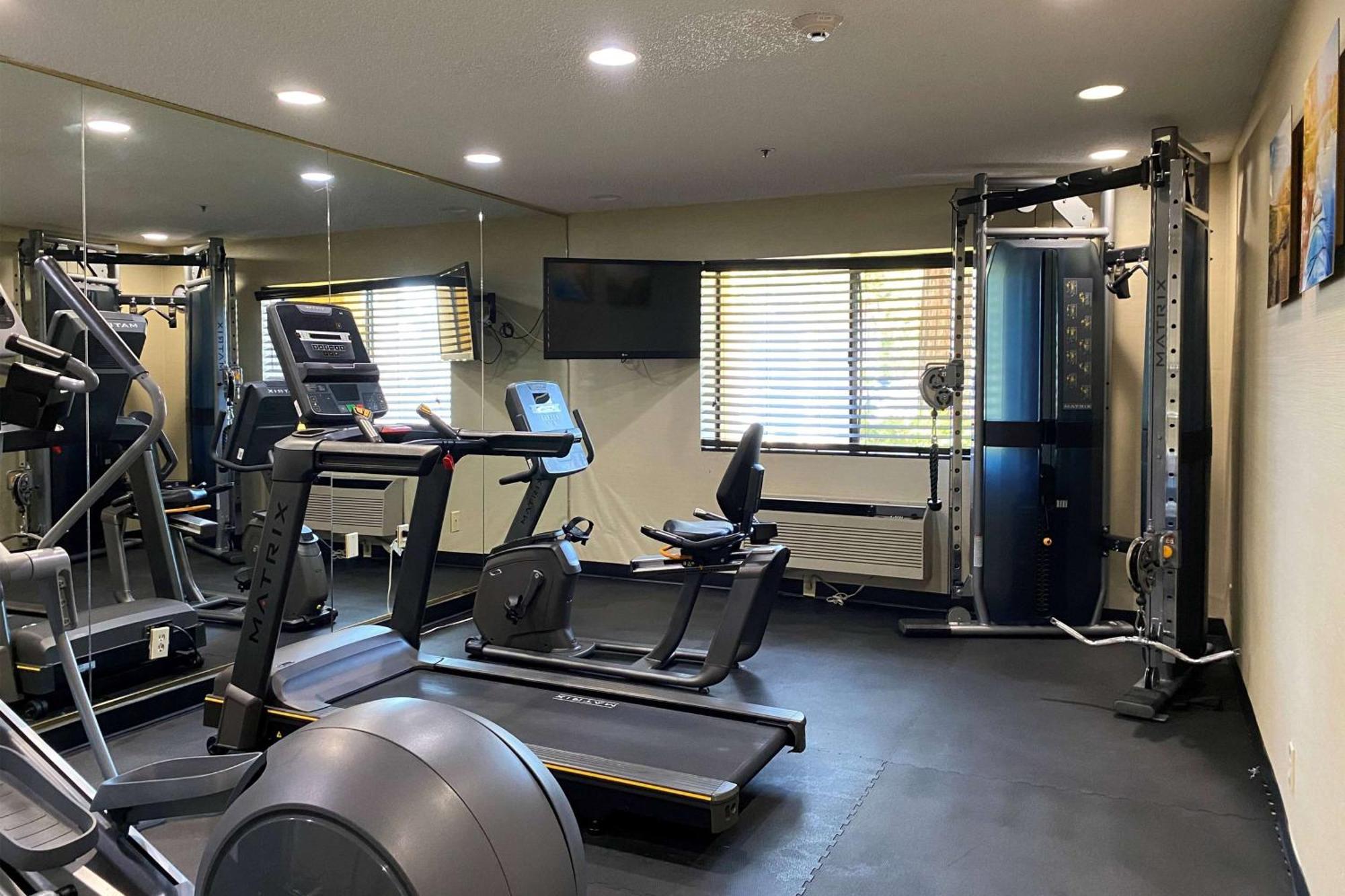 Wyndham Garden Newark Fremont Silicon Valley Bagian luar foto