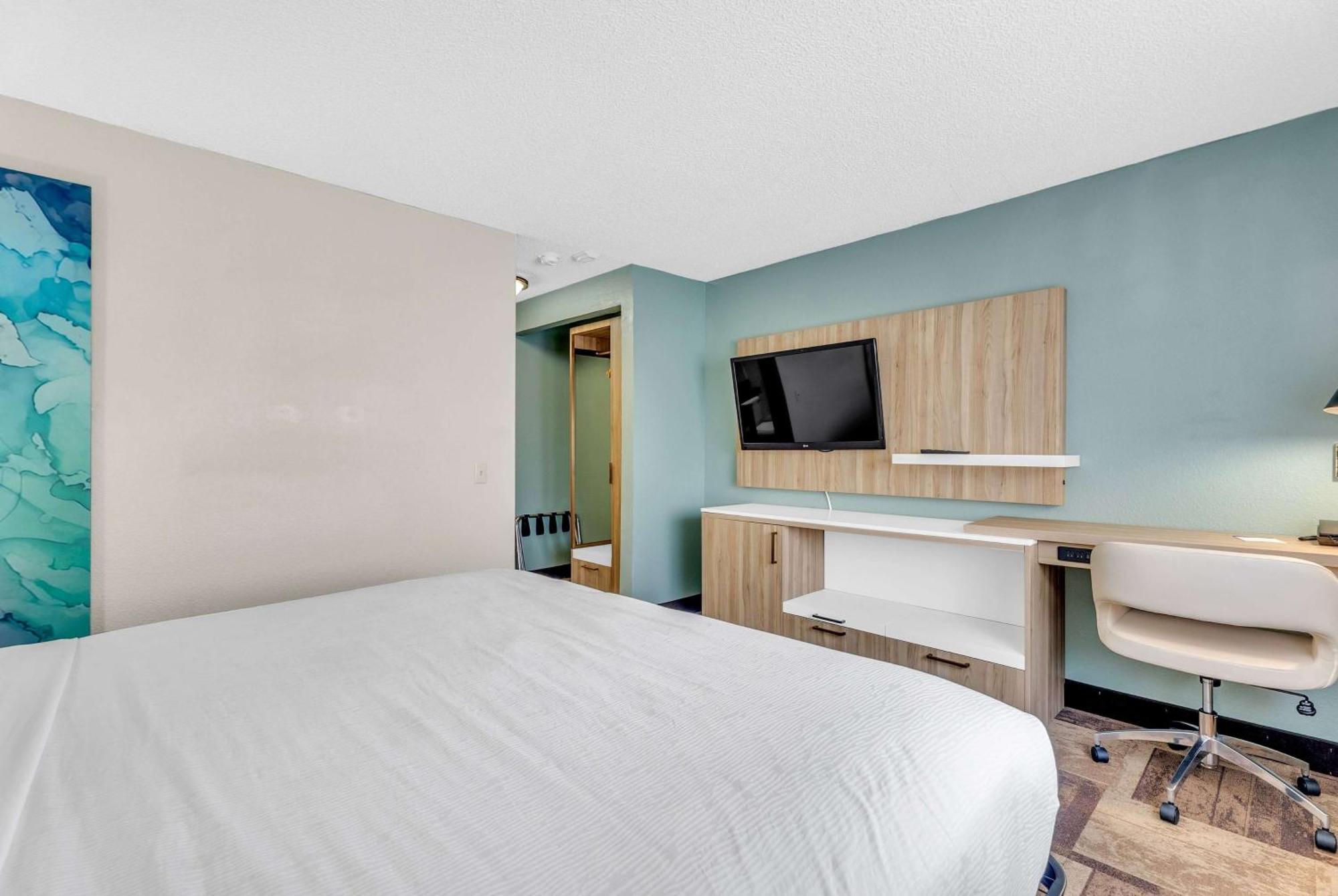 Wyndham Garden Newark Fremont Silicon Valley Bagian luar foto