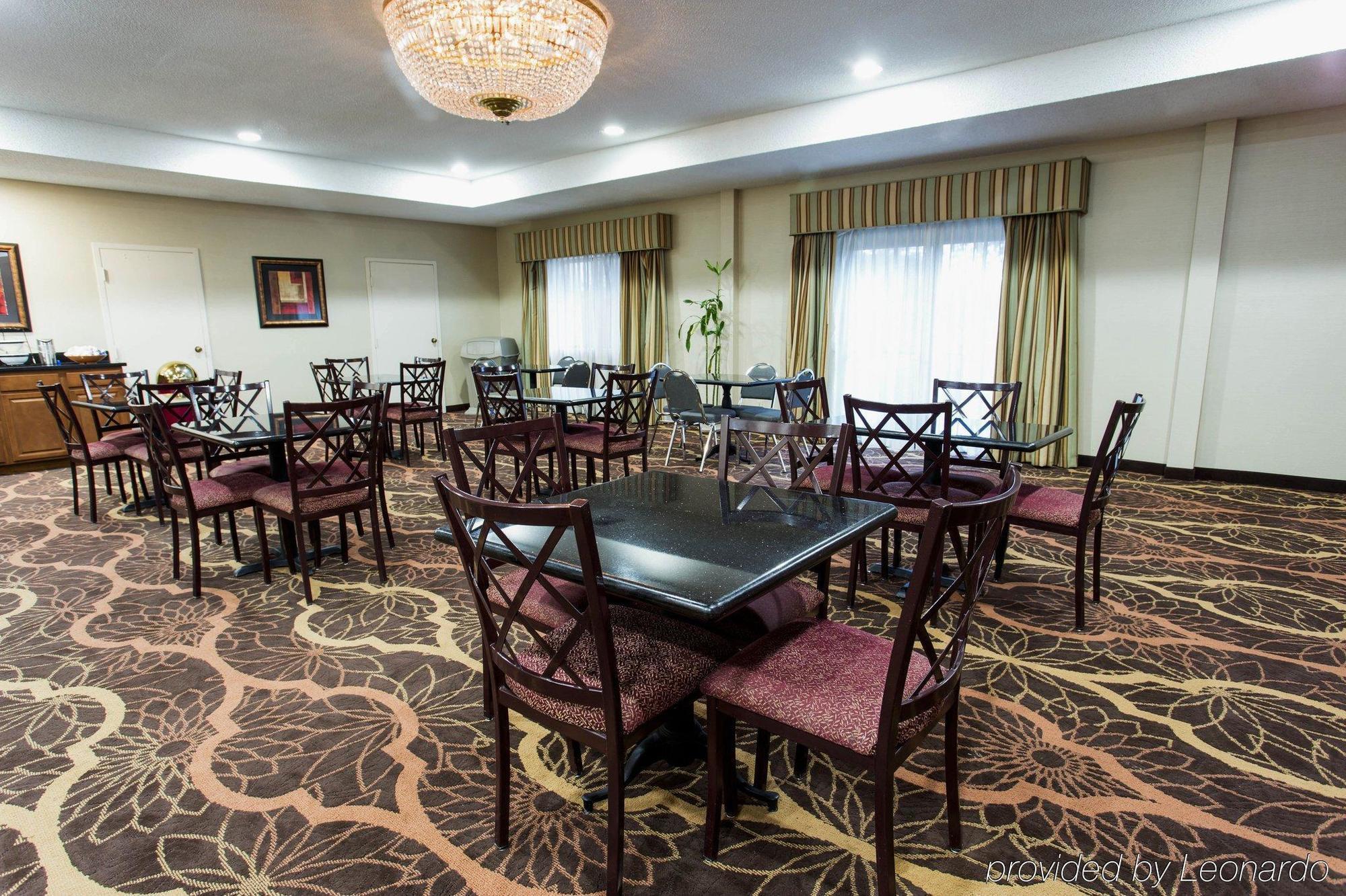 Wyndham Garden Newark Fremont Silicon Valley Bagian luar foto