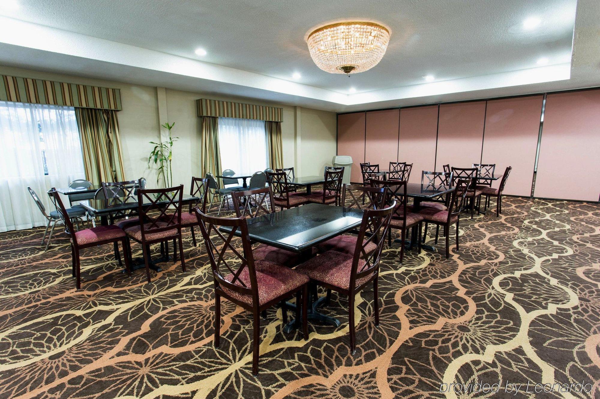 Wyndham Garden Newark Fremont Silicon Valley Bagian luar foto
