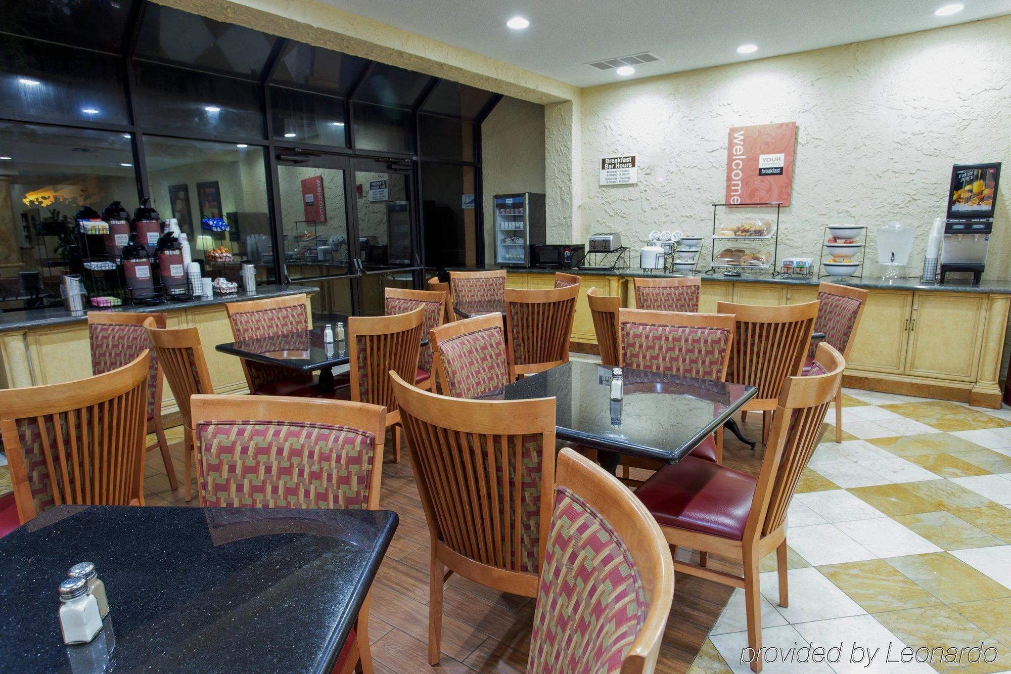 Wyndham Garden Newark Fremont Silicon Valley Bagian luar foto