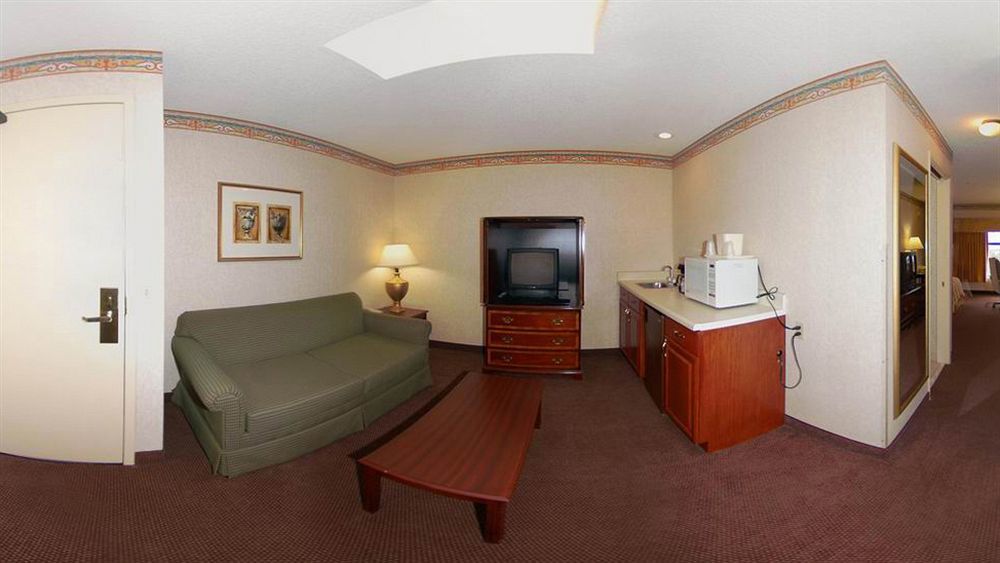 Wyndham Garden Newark Fremont Silicon Valley Bagian luar foto
